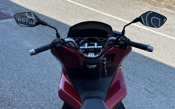 Gebrauchtmotorrad Honda PCX125 - Bild 5 Gebrauchtmotorrad Honda PCX125 - Bild 5