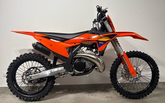Neufahrzeug KTM 250 SX - Bild 1 Neufahrzeug KTM 250 SX - Bild 1