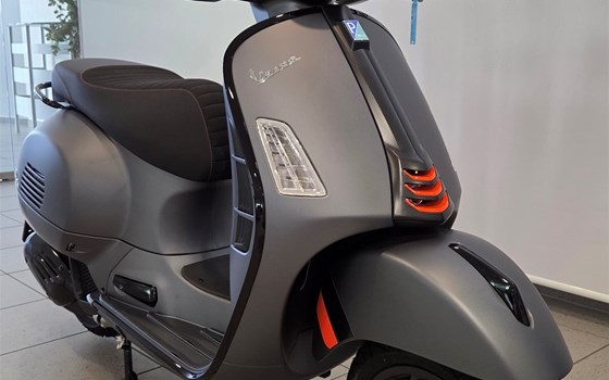 Neufahrzeug Vespa GTS 125 Super Sport - Bild 4