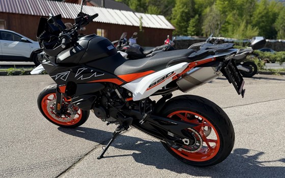 Neufahrzeug KTM 890 SMT - Bild 2 Neufahrzeug KTM 890 SMT - Bild 2