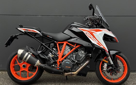 Gebrauchtmotorrad KTM 1290 Super Duke GT - Bild 1 Gebrauchtmotorrad KTM 1290 Super Duke GT - Bild 1