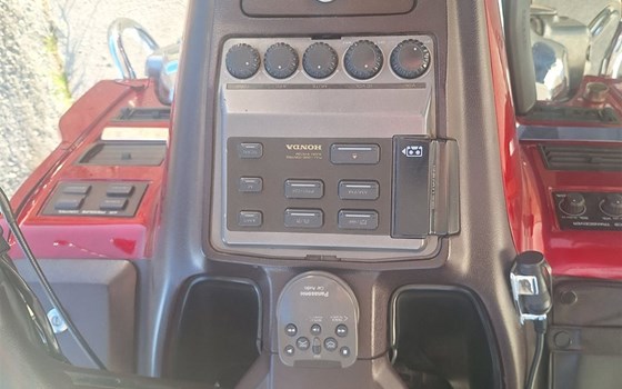 Gebrauchtmotorrad Honda GL 1500 Goldwing - Bild 5 Gebrauchtmotorrad Honda GL 1500 Goldwing - Bild 5