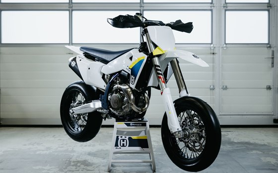 Neufahrzeug Husqvarna FS 450 - Bild 6 Neufahrzeug Husqvarna FS 450 - Bild 6