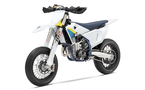 Neufahrzeug Husqvarna FS 450 - Bild 8 Neufahrzeug Husqvarna FS 450 - Bild 8