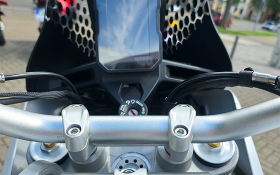 Gebrauchtmotorrad Ducati DesertX - Bild 3