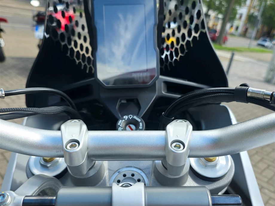 Angebot Ducati DesertX Bild 3: Angebot Ducati DesertX