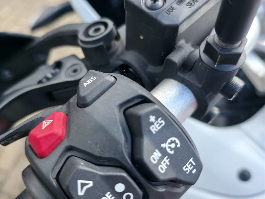 Angebot Ducati DesertX Bild 9: Angebot Ducati DesertX