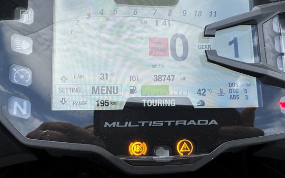 Gebrauchtmotorrad Ducati Multistrada 950 S - Bild 5 Gebrauchtmotorrad Ducati Multistrada 950 S - Bild 5