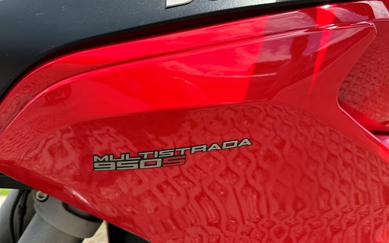 Gebrauchtmotorrad Ducati Multistrada 950 S - Bild 3 Gebrauchtmotorrad Ducati Multistrada 950 S - Bild 3