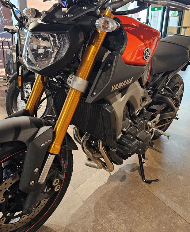 Yamaha MT-09