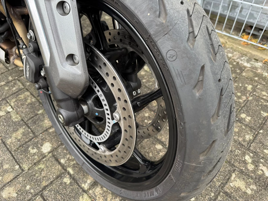 Angebot Triumph Trident 660 Bild 4: Angebot Triumph Trident 660