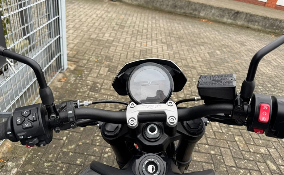 Angebot Triumph Trident 660 Bild 6: Angebot Triumph Trident 660