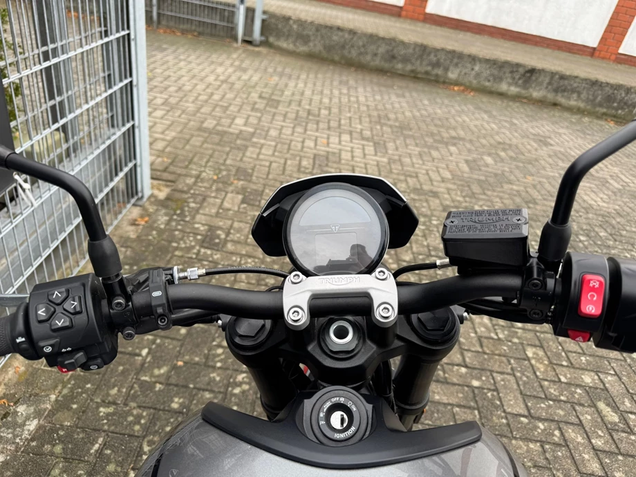 Angebot Triumph Trident 660 Bild 6: Angebot Triumph Trident 660