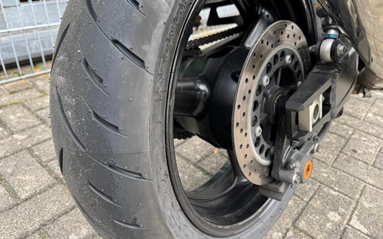 Gebrauchtmotorrad Yamaha XJR 1300 - Bild 3