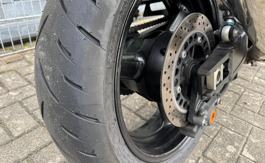 Angebot Yamaha XJR 1300 Bild 3: Angebot Yamaha XJR 1300
