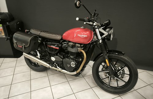 Gebrauchtmotorrad Triumph Street Twin