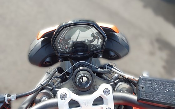 Neufahrzeug Triumph Street Triple 765 R - Bild 13