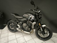 Gebrauchtmotorrad Triumph Trident 660
