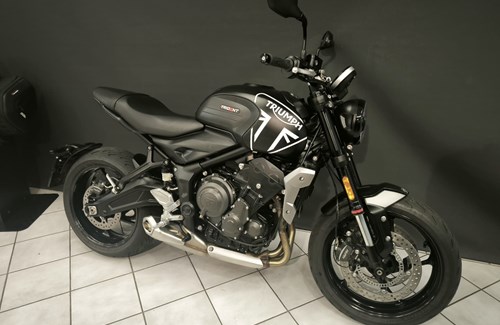 Gebrauchtmotorrad Triumph Trident 660