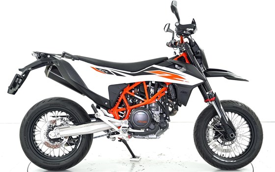 Motorrad Occasion KTM 690 SMC R - Bild 4