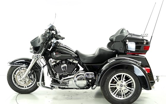 Motorrad Occasion Harley-Davidson Tri Glide Ultra Classic FLHTCUTG - Bild 5