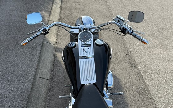 Gebrauchtmotorrad Harley-Davidson Softail Heritage Classic FLSTC - Bild 14 Gebrauchtmotorrad Harley-Davidson Softail Heritage Classic FLSTC - Bild 14