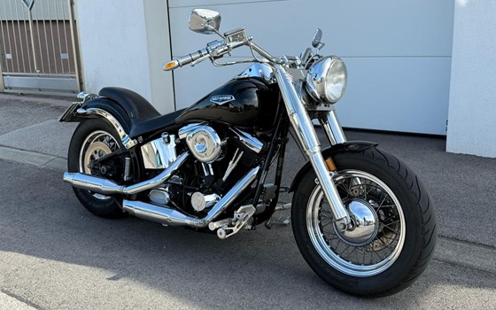 Gebrauchtmotorrad Harley-Davidson Softail Heritage Classic FLSTC - Bild 2 Gebrauchtmotorrad Harley-Davidson Softail Heritage Classic FLSTC - Bild 2