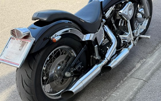 Gebrauchtmotorrad Harley-Davidson Softail Heritage Classic FLSTC - Bild 8 Gebrauchtmotorrad Harley-Davidson Softail Heritage Classic FLSTC - Bild 8