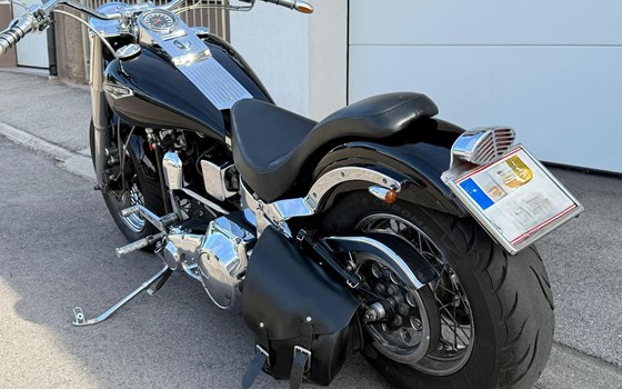 Gebrauchtmotorrad Harley-Davidson Softail Heritage Classic FLSTC - Bild 9 Gebrauchtmotorrad Harley-Davidson Softail Heritage Classic FLSTC - Bild 9