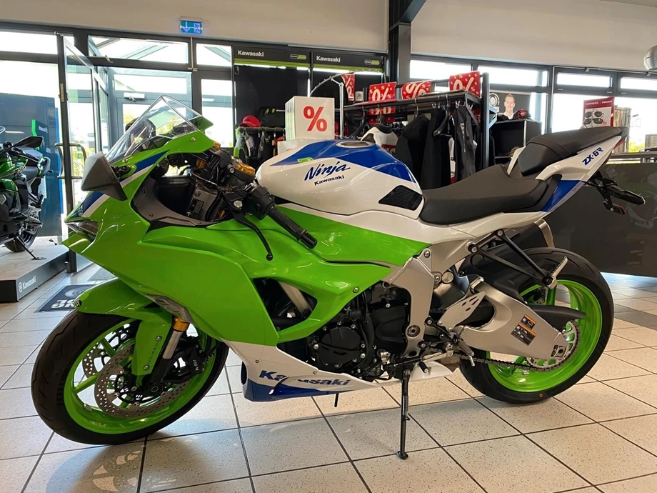 Angebot Kawasaki Ninja ZX-6R 40th Anniversary Edition Bild 2: Angebot Kawasaki Ninja ZX-6R 40th Anniversary Edition