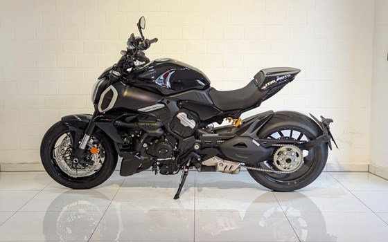 Gebrauchtmotorrad Ducati Diavel V4 - Bild 3