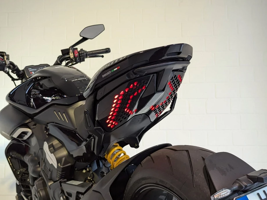 Angebot Ducati Diavel V4 Bild 5: Angebot Ducati Diavel V4