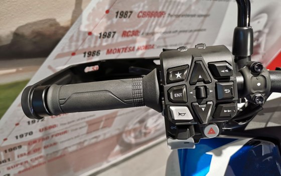 Neufahrzeug Honda CRF1100L Africa Twin - Bild 11