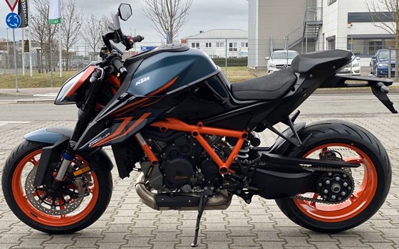 Neufahrzeug KTM 1290 Super Duke R EVO - Bild 3