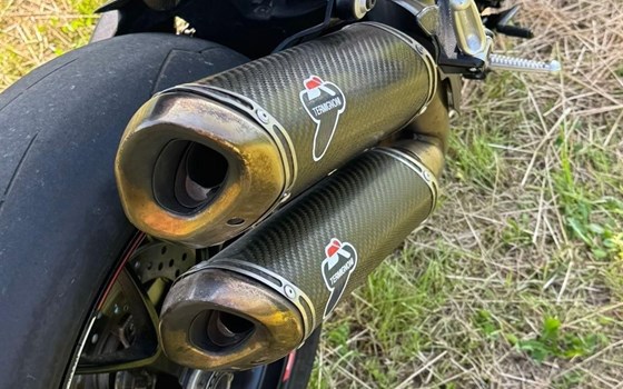 Gebrauchtmotorrad Ducati Streetfighter 848 - Bild 8 Gebrauchtmotorrad Ducati Streetfighter 848 - Bild 8