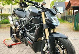 Gebrauchte Ducati Streetfighter 848 Gebrauchte Ducati Streetfighter 848