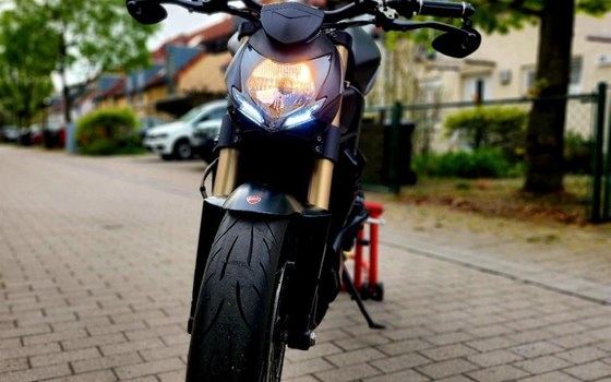 Gebrauchtmotorrad Ducati Streetfighter 848 - Bild 10 Gebrauchtmotorrad Ducati Streetfighter 848 - Bild 10