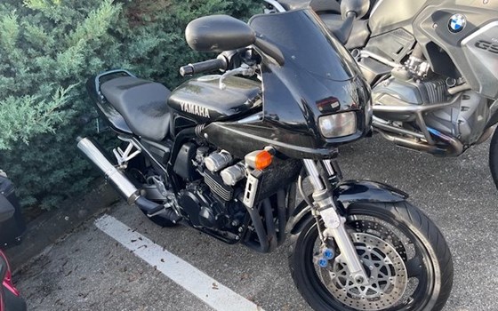 Gebrauchtmotorrad Yamaha FZS 600 Fazer - Bild 1