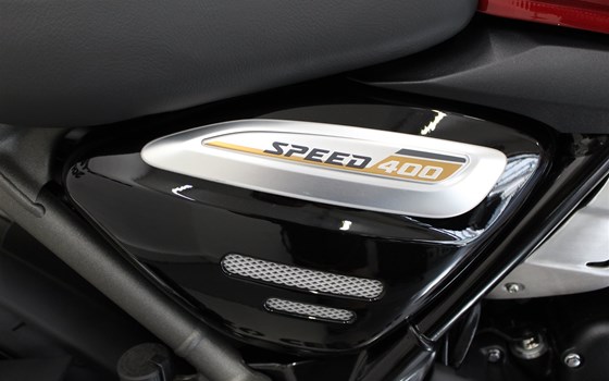 Neufahrzeug Triumph Speed 400 - Bild 7