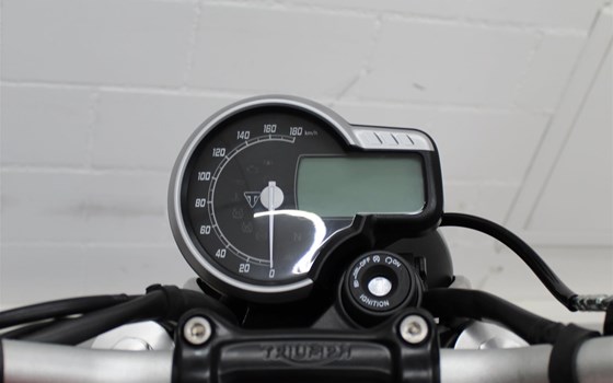 Neufahrzeug Triumph Speed 400 - Bild 8