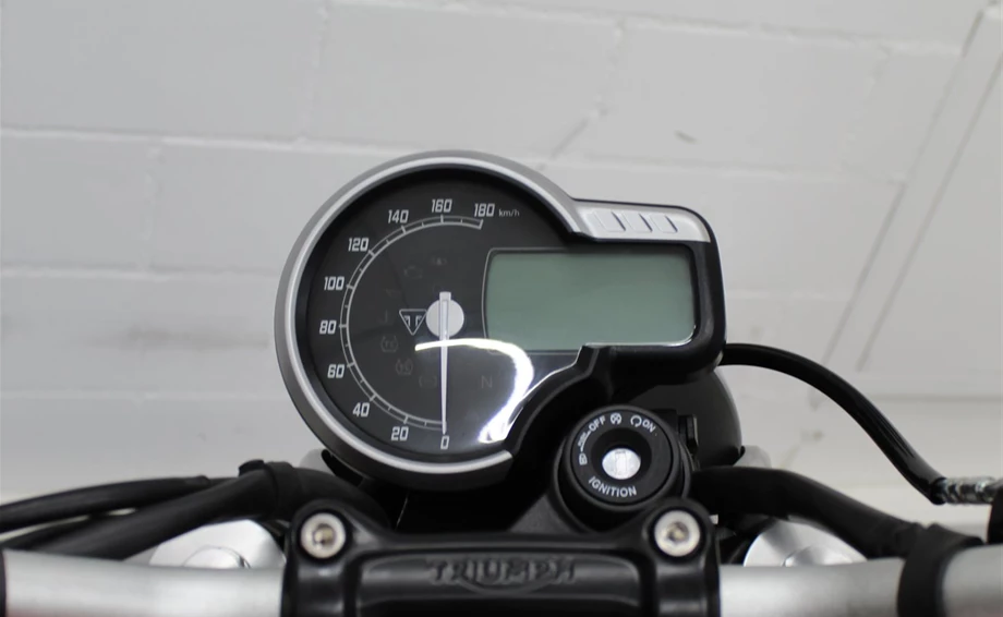 Angebot Triumph Speed 400 Bild 8: Angebot Triumph Speed 400