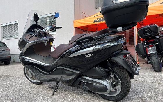 Gebrauchtmotorrad Piaggio X10 350 i.e. - Bild 6 Gebrauchtmotorrad Piaggio X10 350 i.e. - Bild 6
