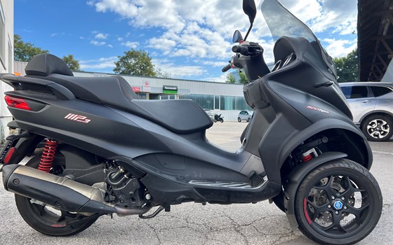Gebrauchtmotorrad Piaggio MP3 500 hpe Sport Advanced - Bild 3 Gebrauchtmotorrad Piaggio MP3 500 hpe Sport Advanced - Bild 3