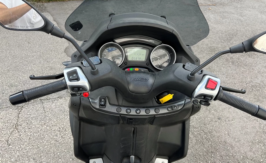 Angebot Piaggio MP3 500 hpe Sport Advanced Bild 7: Angebot Piaggio MP3 500 hpe Sport Advanced