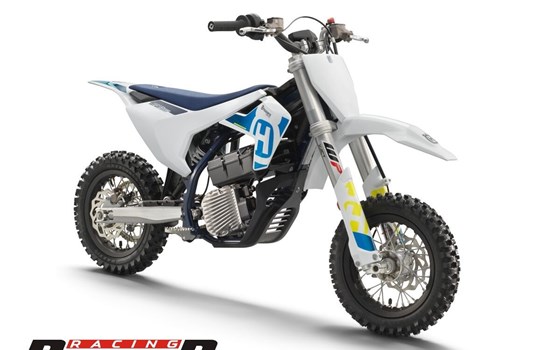 Neufahrzeug Husqvarna EE 3 - Bild 5 Neufahrzeug Husqvarna EE 3 - Bild 5