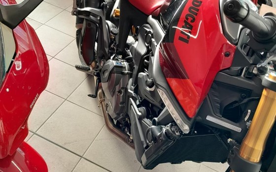 Gebrauchtmotorrad Ducati Monster SP - Bild 4