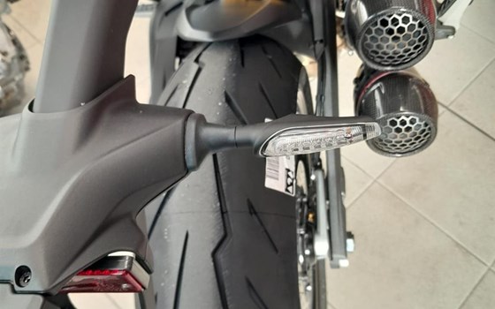 Gebrauchtmotorrad Ducati Monster SP - Bild 5