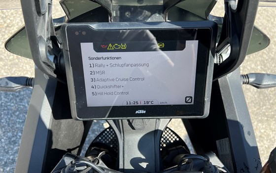 Gebrauchtmotorrad KTM 1290 Super Adventure S - Bild 7 Gebrauchtmotorrad KTM 1290 Super Adventure S - Bild 7