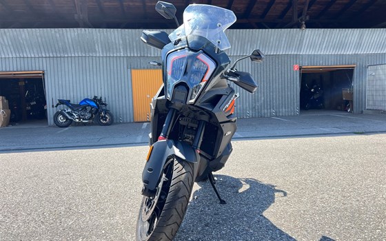 Gebrauchtmotorrad KTM 1290 Super Adventure S - Bild 4 Gebrauchtmotorrad KTM 1290 Super Adventure S - Bild 4