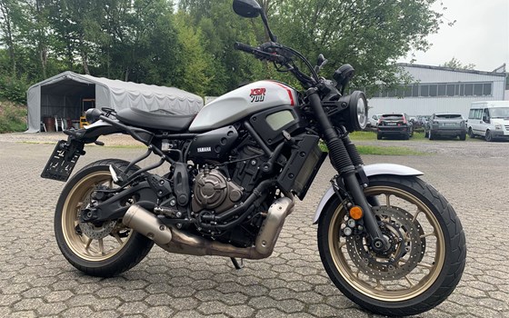 Gebrauchtmotorrad Yamaha XSR700 XTribute - Bild 4